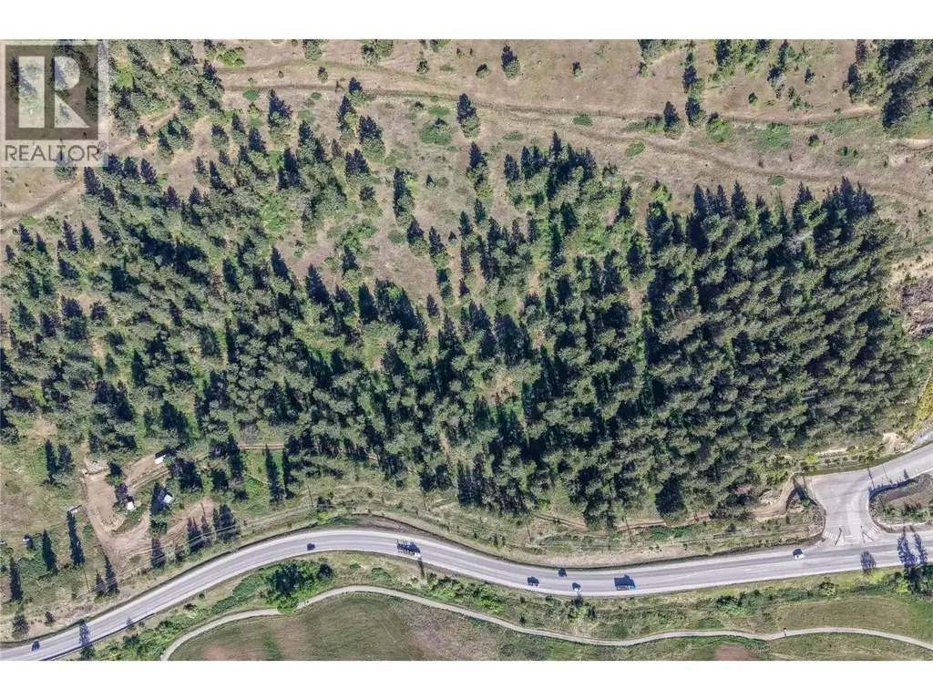 1600 Mountain View Avenue, Lumby